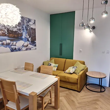 Zamek Apart-hotel Przesieka