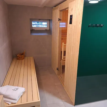 Zamek Apart-hotel Przesieka