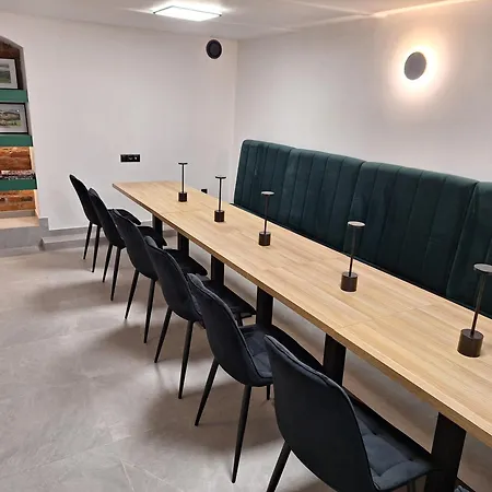 Apart-hotel Zamek 3*